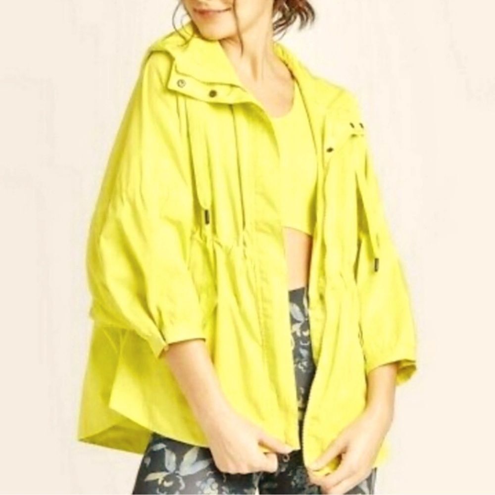 JoyLab Women's Zip-Up Water Resistant Rain Coat Neon Yellow Size XL
